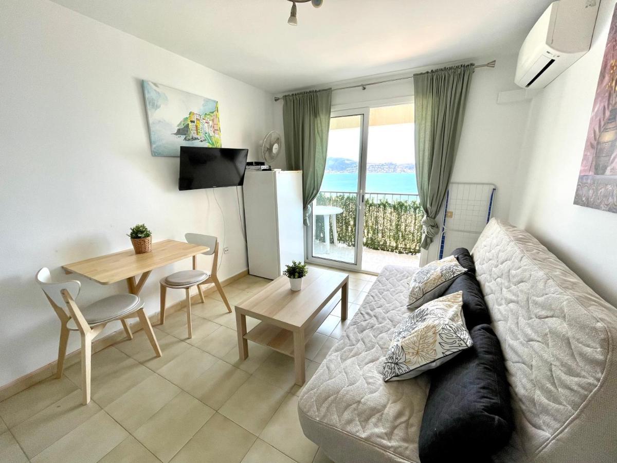 Karina 18j Apartment *