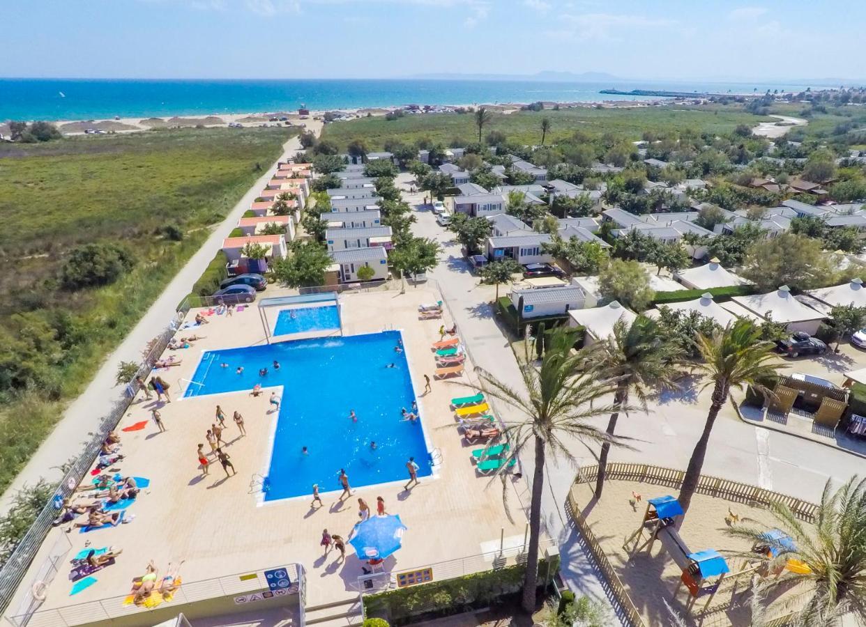 Vacanceselect Mobil Homes Camping Castell Mar Campsite