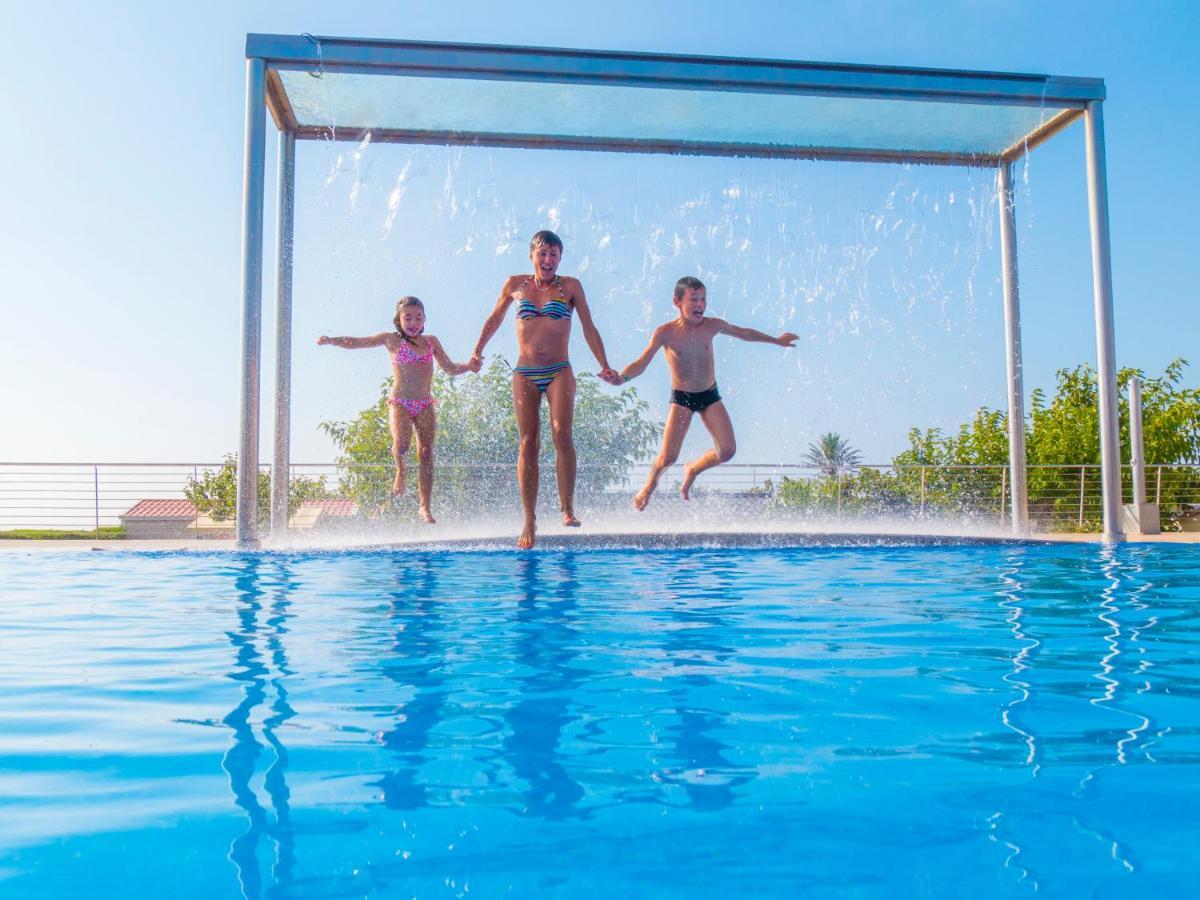 Campsite Vacanceselect Mobil Homes Camping Castell Mar Empuriabrava
