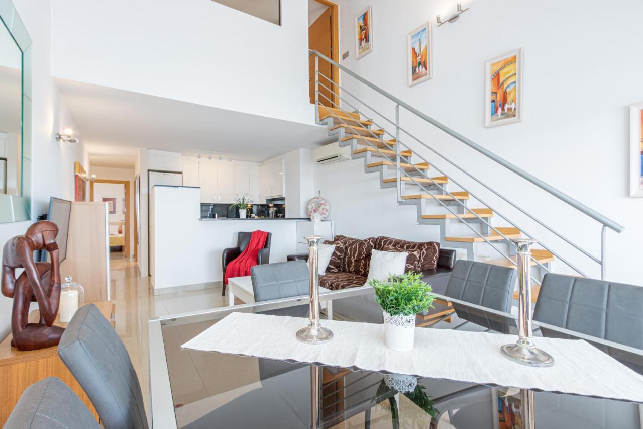 Apart-rent Penthouse Port Grec 0160 Apartamento