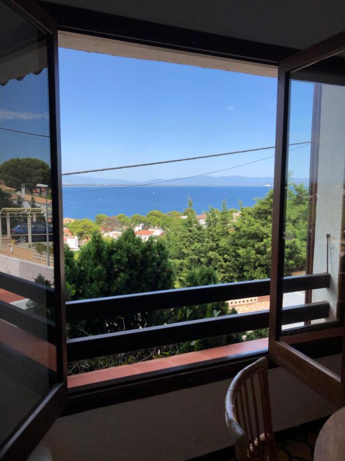 115 Carrer Punta Montgo Apartment