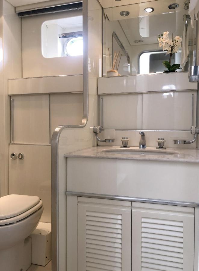 Sweet Boat - Chambres D'hotes * Ampuriabrava