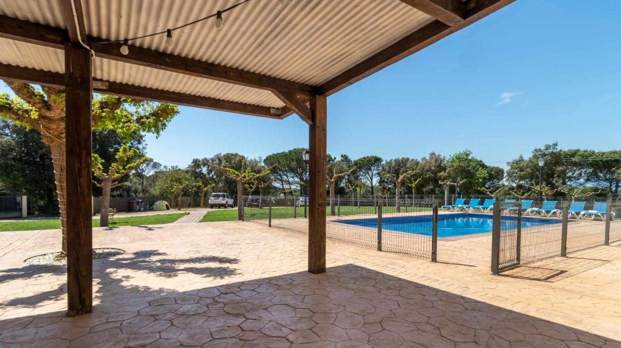 Can Bugantó Amplia Casa Con Piscina Y Jardín Сasa de vacaciones Llambillas