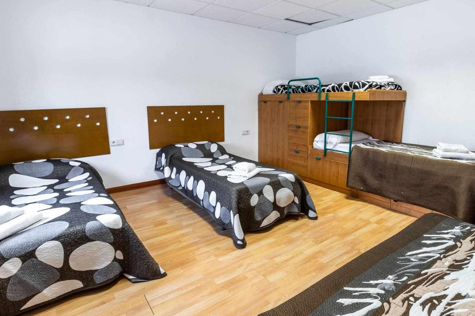 Сasa de vacaciones Can Bugantó Amplia Casa Con Piscina Y Jardín *