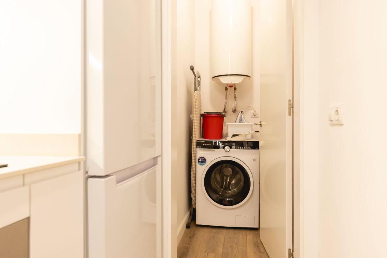 Bravissimo Cort Reial Entresol A Apartment
