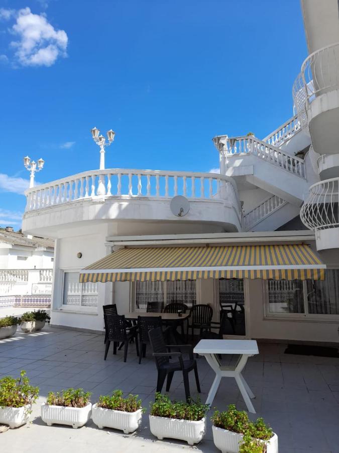 Americas - * Blanes