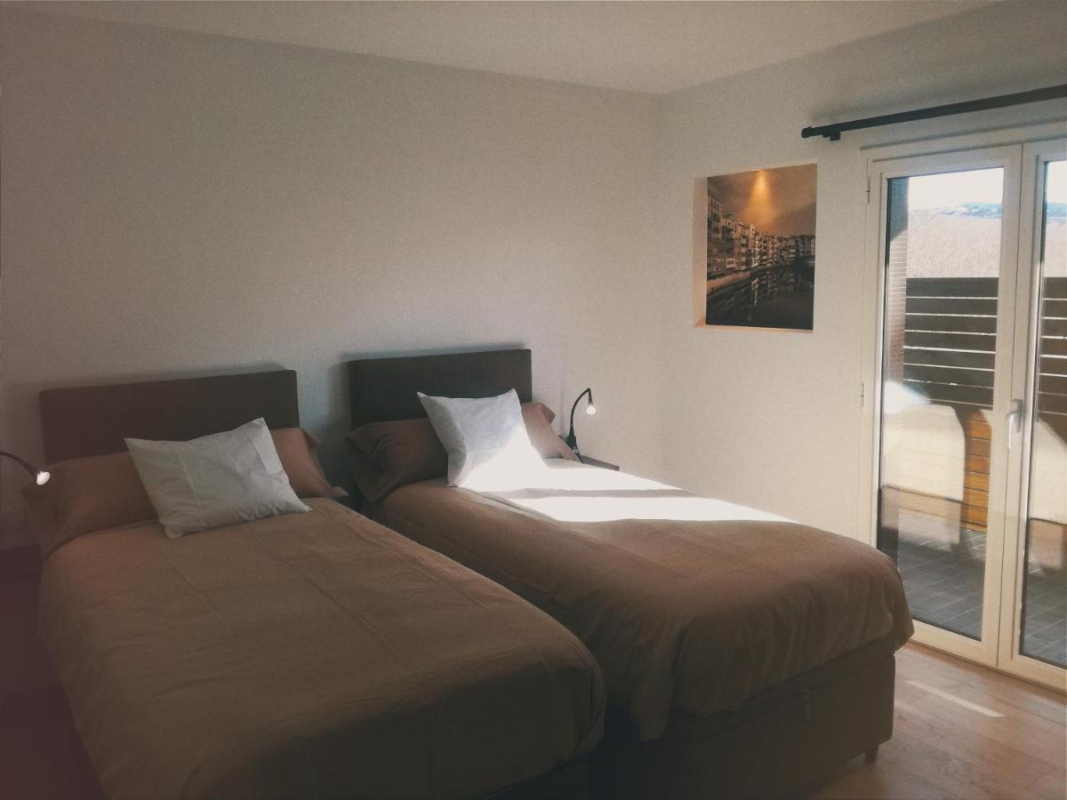 Turistic - Piso De 3 * Gerona