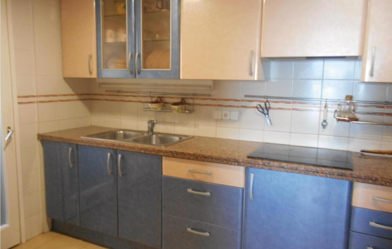 3 Bedroom Gorgeous Apartment In Tossa De Mar