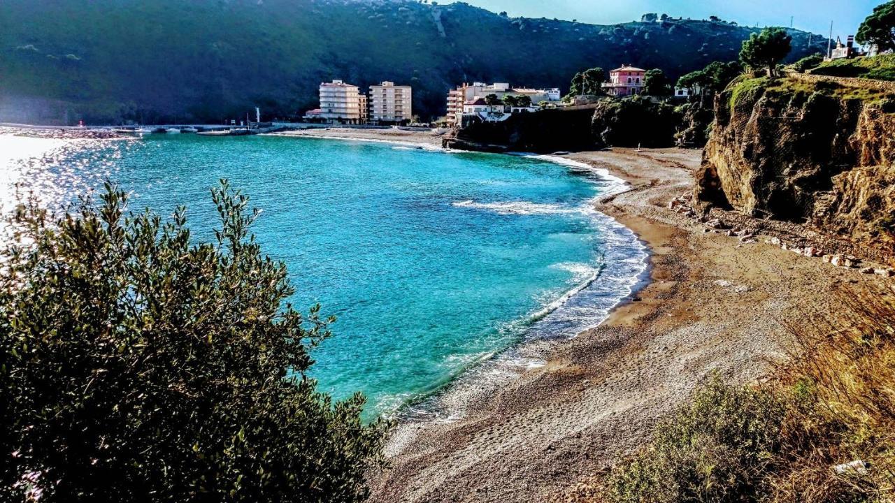 Caseta De Pescadors A Les Cales De Colera, 2ª Linea De Mar Holiday home Colera
