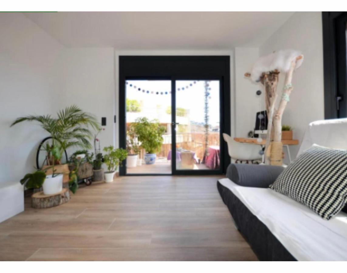 Brand New & Location!!! Spotless *