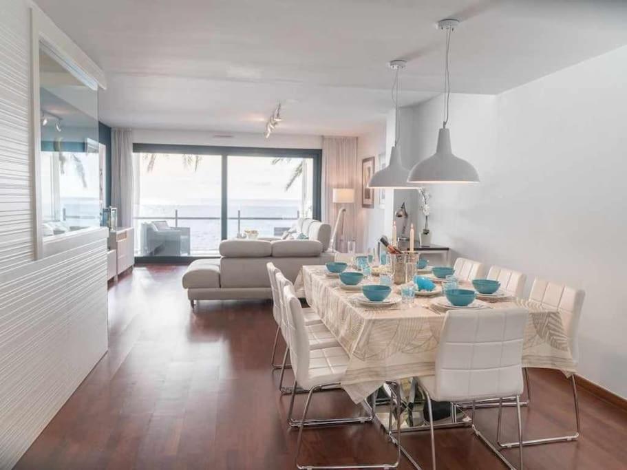 Apartamento Lujoso A 1a Línea Del Mar