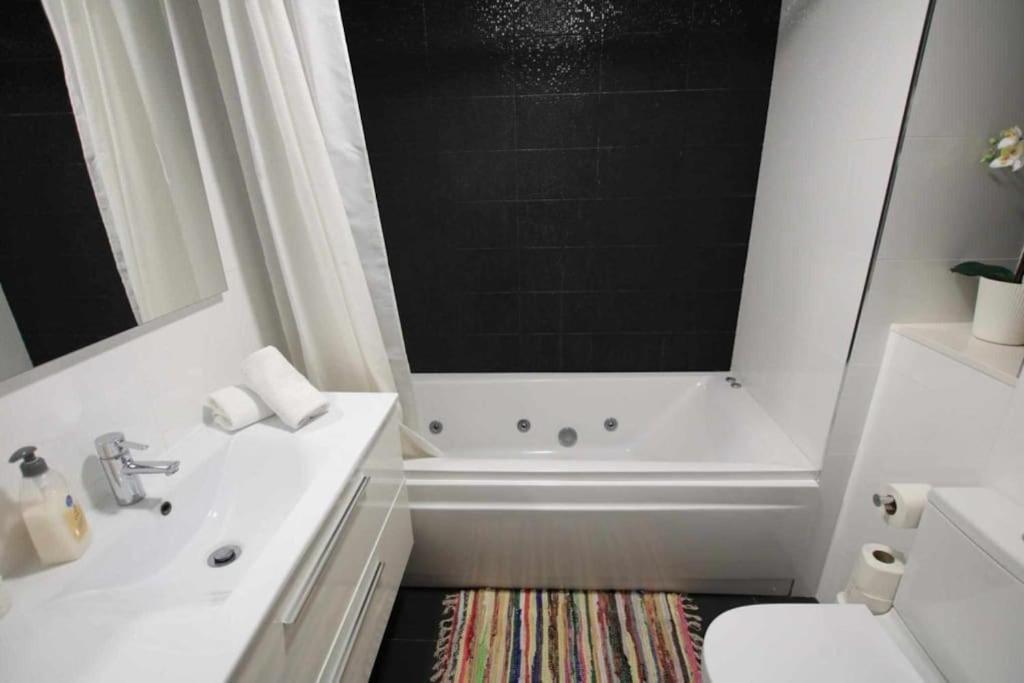 Lujoso A 1a Línea Del Mar Apartamento *