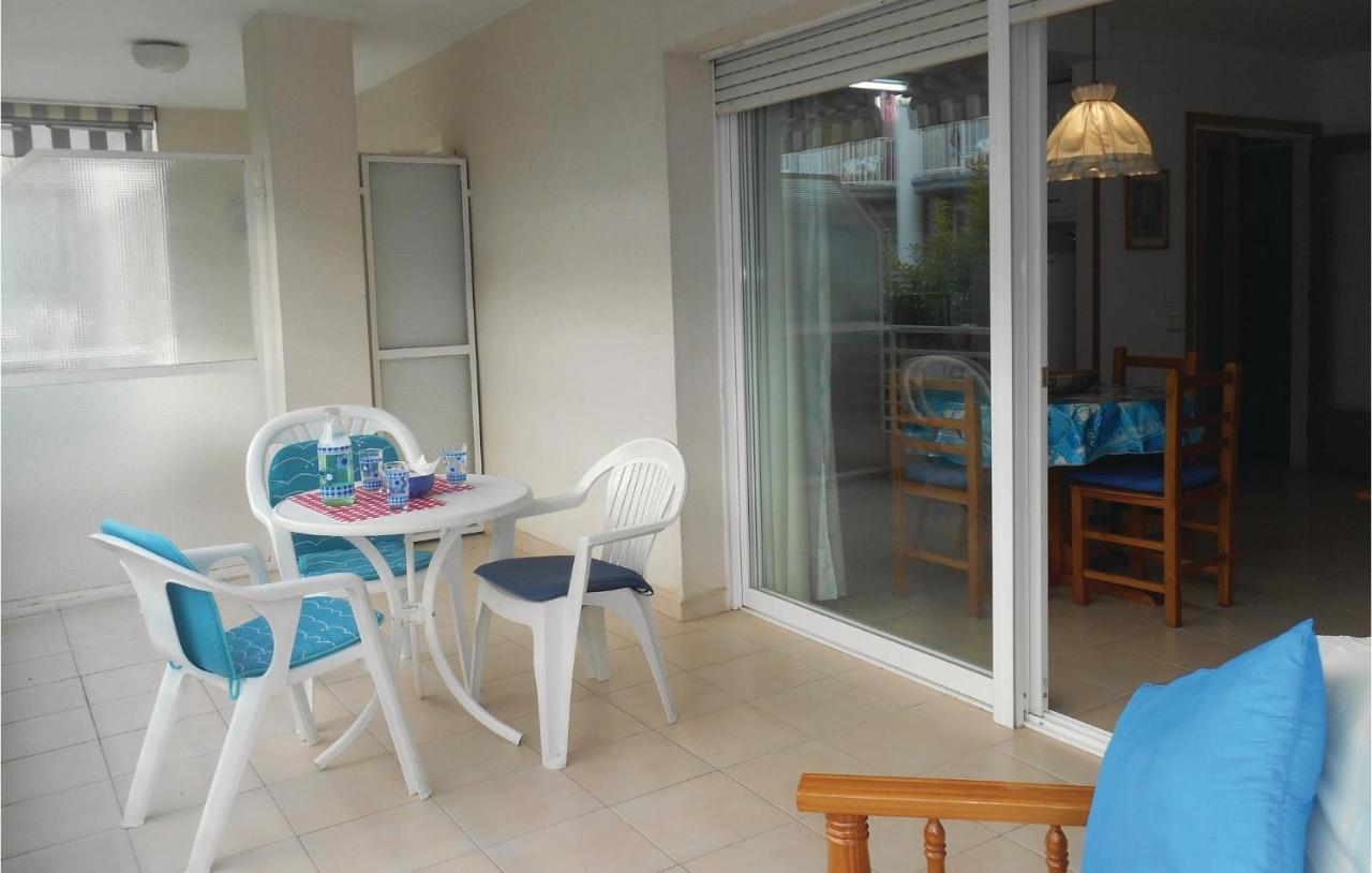 Apartment 1 Bedroom Beautiful In *