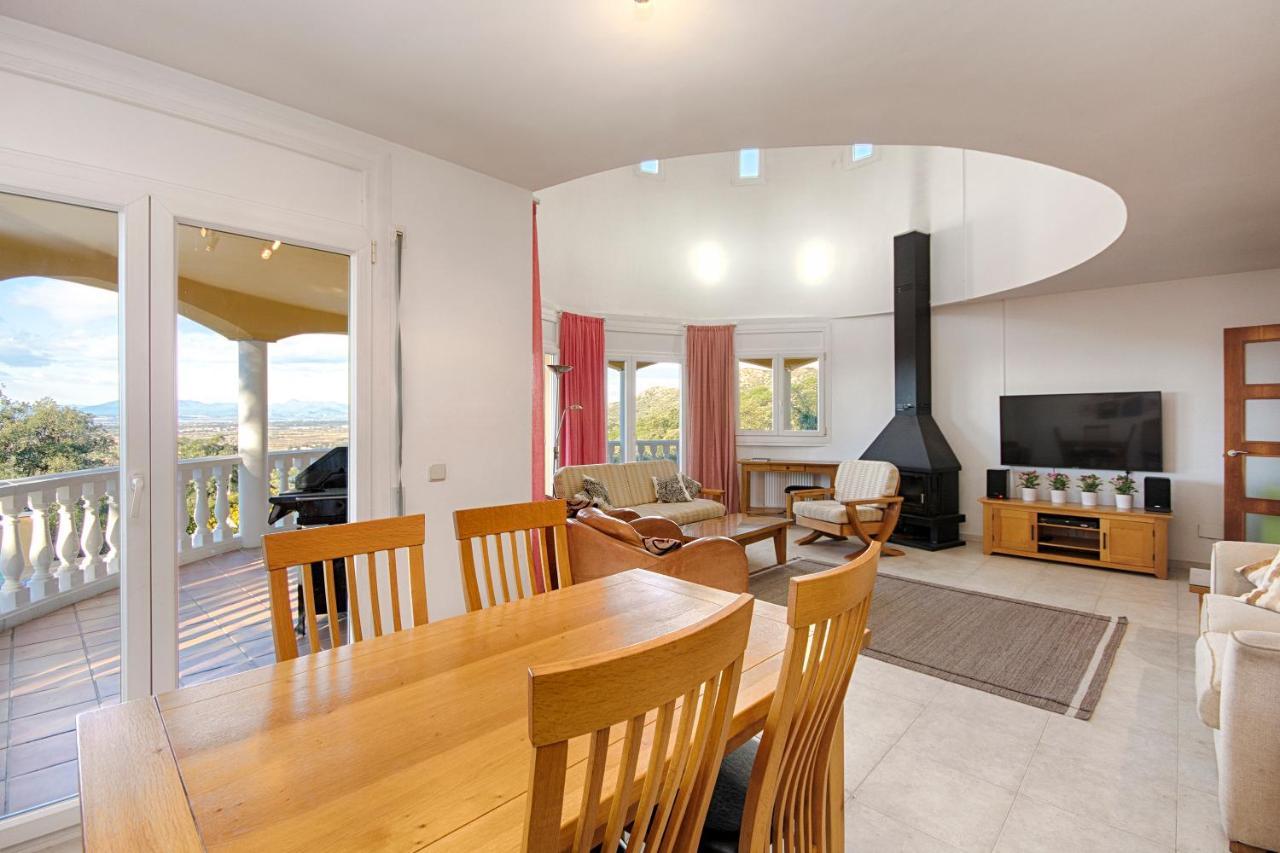 Villa Casa Albera - With Pool And Fantastic Views *
