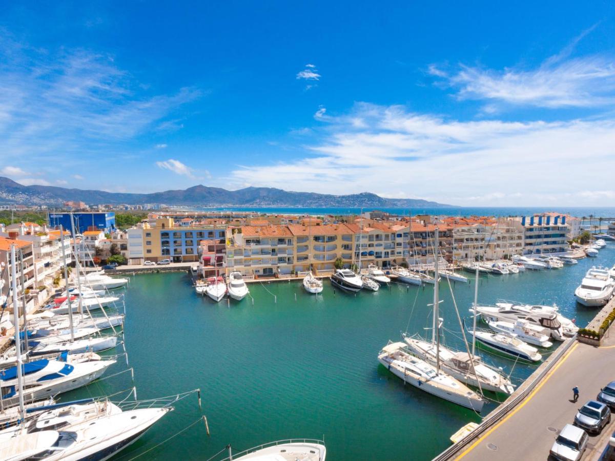 Club Nautic-17 By Interhome *