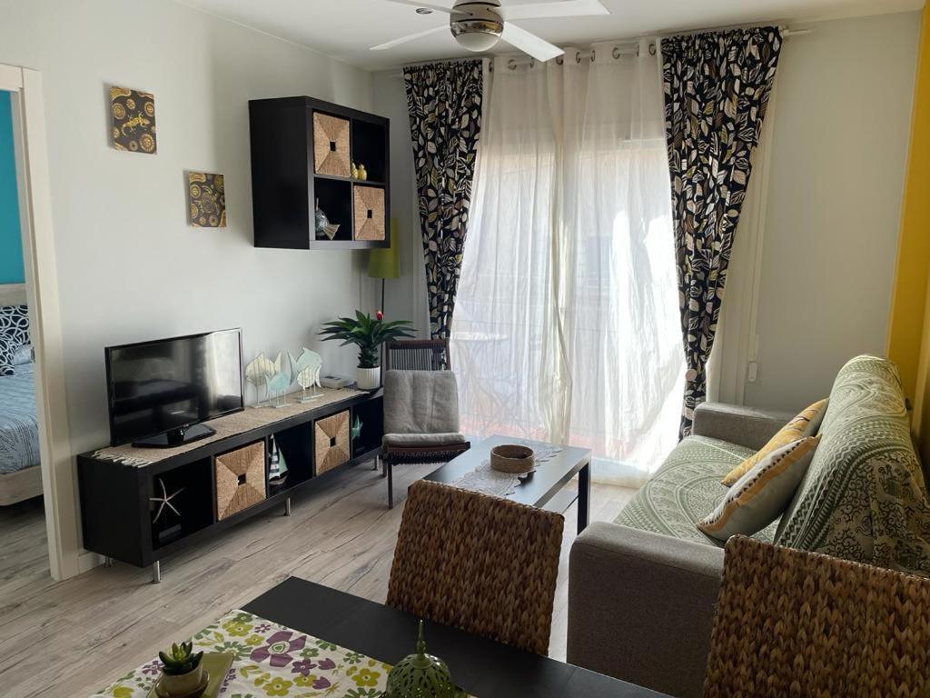 Apartment Piso Muy Tranquillo Tres Tranquille Flat Very Calm Llanca