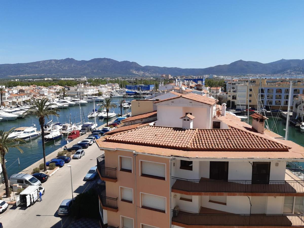 Club Nautic 3 * Empuriabrava