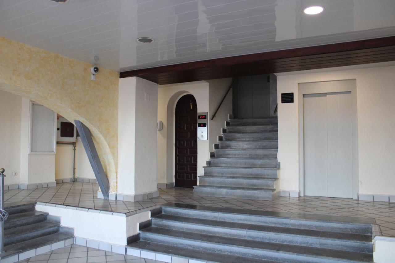 Estudio Primera Linea De Mar Con Piscina Y Parking *