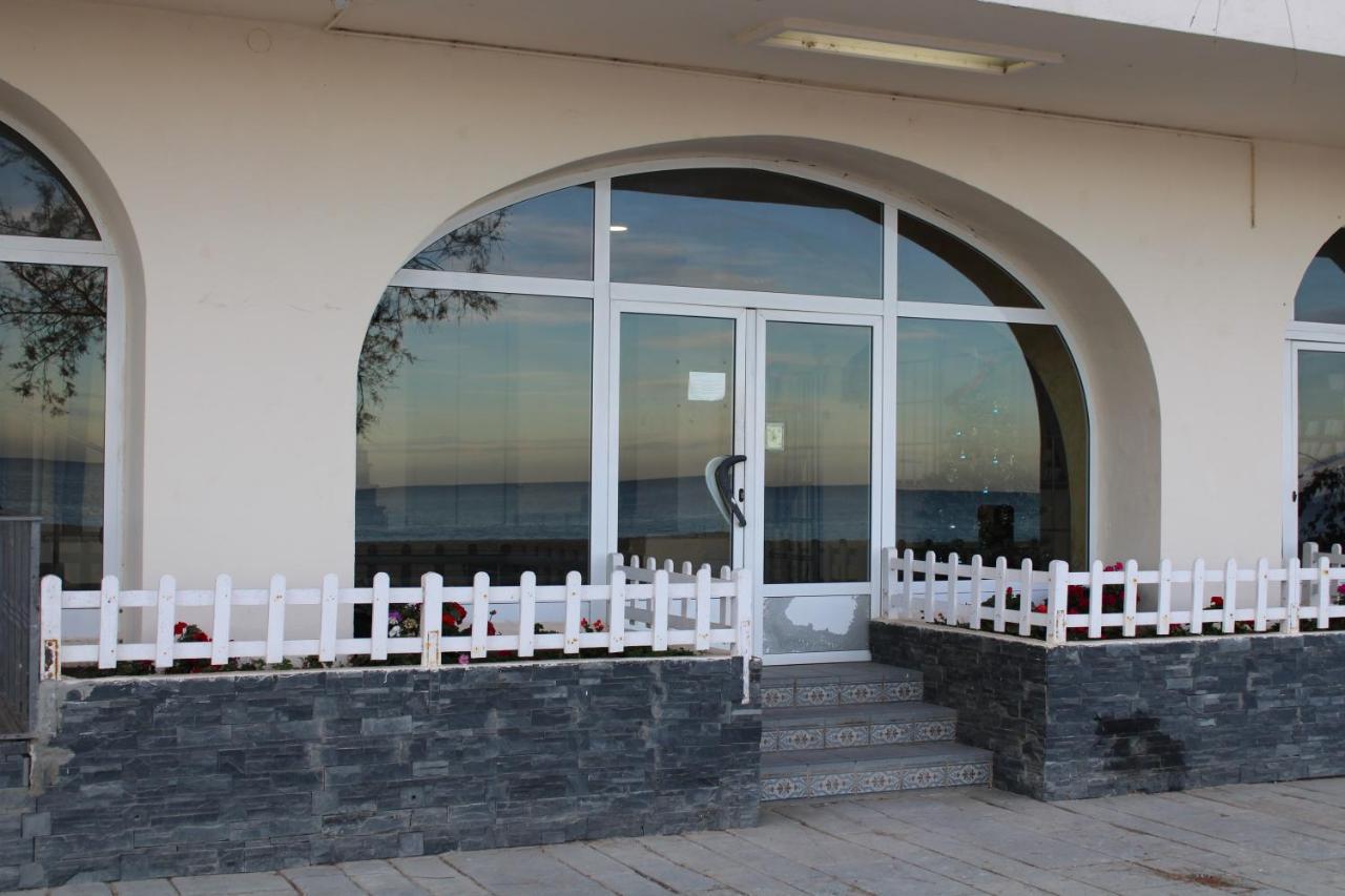 Estudio Primera Linea De Mar Con Piscina Y Parking