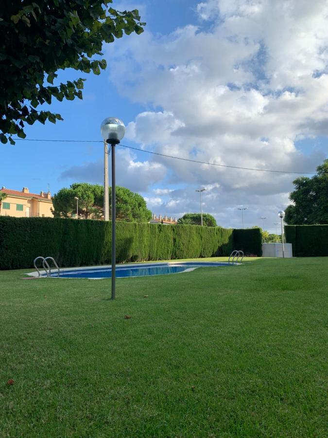 A 600 Metros De La Playa Con Piscina, Ideal Familias Apartment *