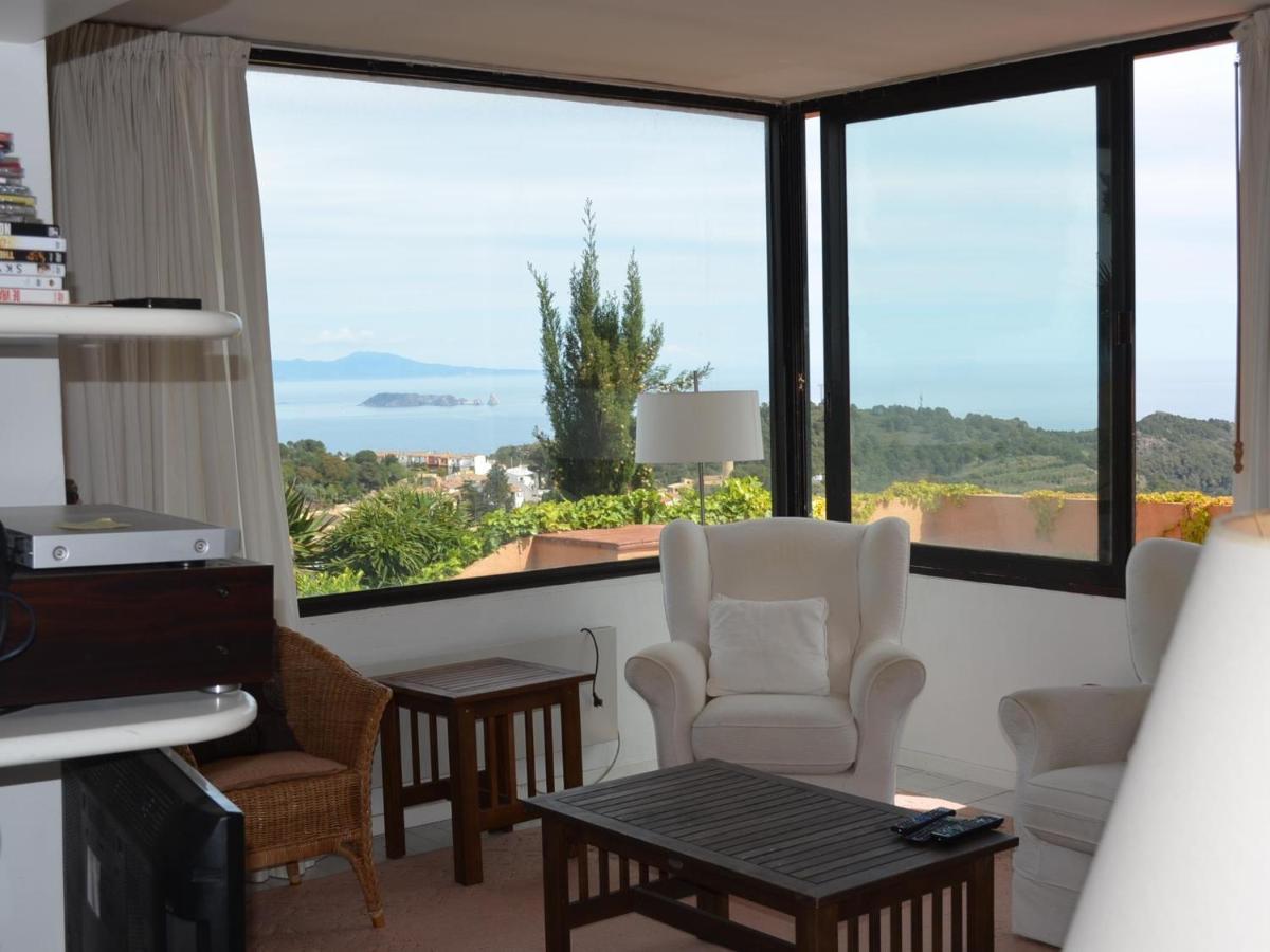 Singer Apartamento