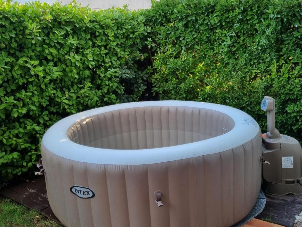 Juliana Planta Baixa Amb Jardinet I Jacuzzi A 5 Minuts De La Platja Gran Apartamento *