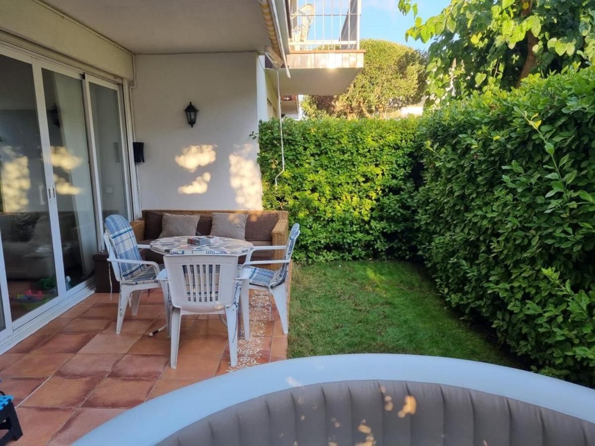 Juliana Planta Baixa Amb Jardinet I Jacuzzi A 5 Minuts De La Platja Gran Apartamento Platja d'Aro (Playa de Aro)