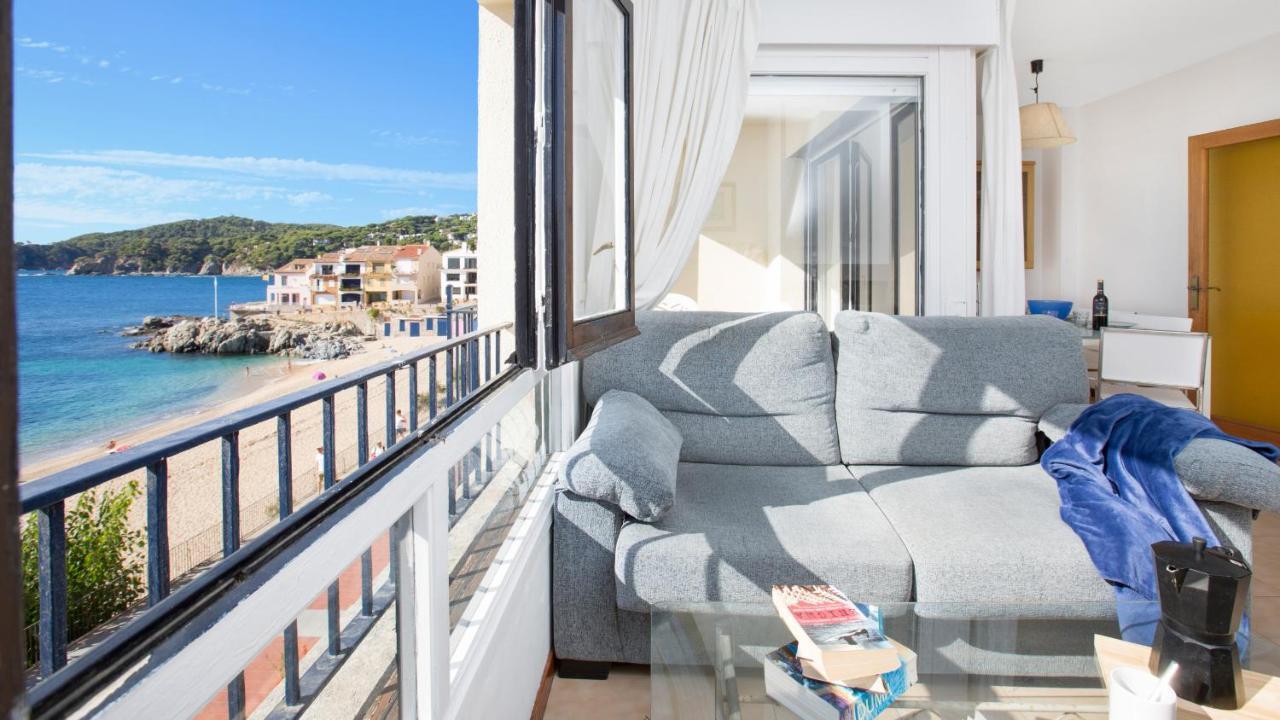 Apartment Cand 2 -