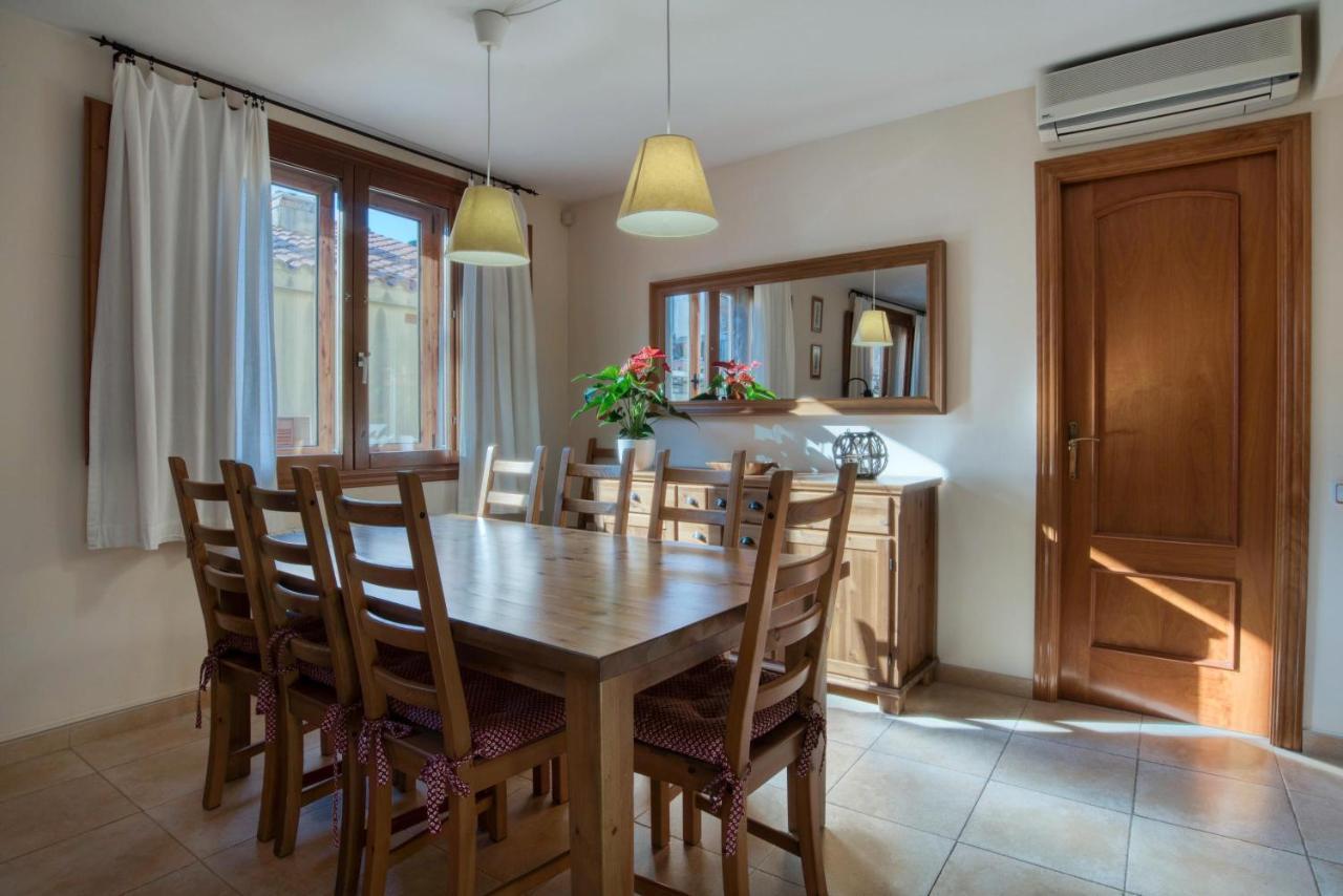 Apartamento 150 M Playa Tossa Apartment *