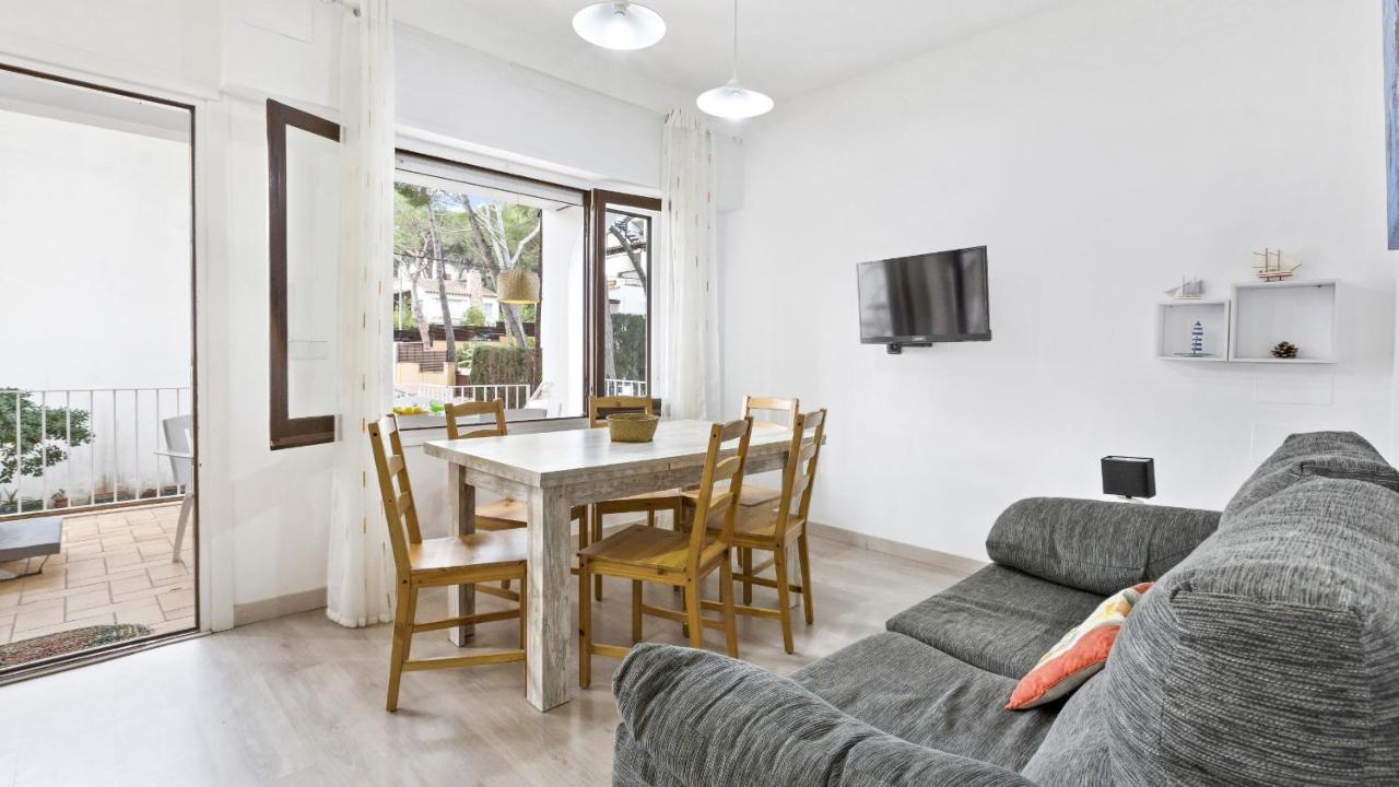 Apartment 1blan - *