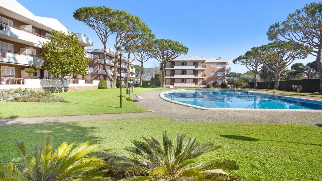 1 Qv - Calella De * Palafrugell