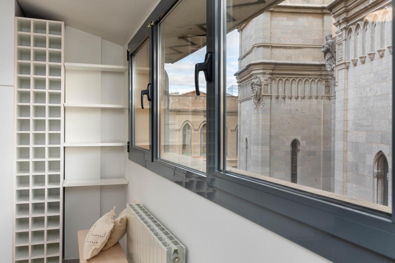 Flateli Placa Catalunya 10 Apartamento *