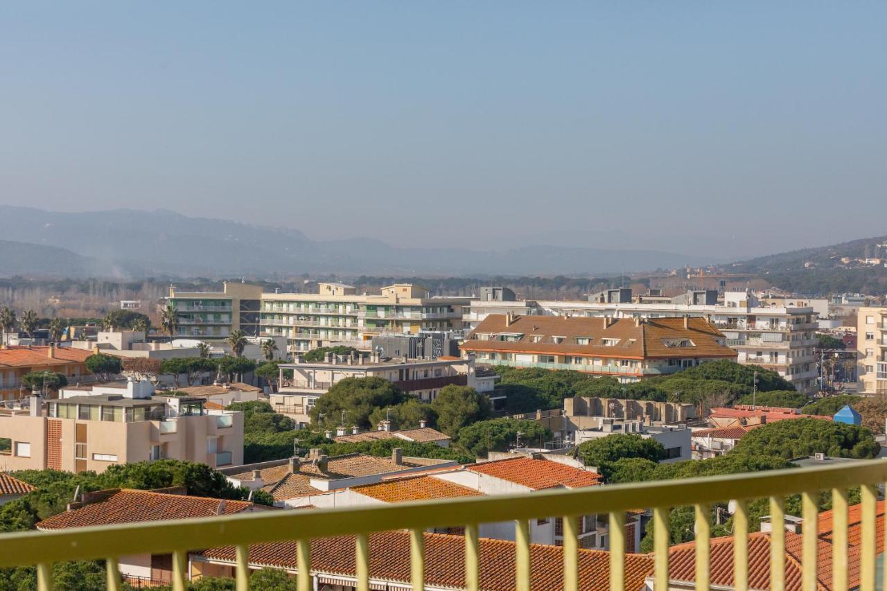 Hauzify I Superbeach Apartamento *