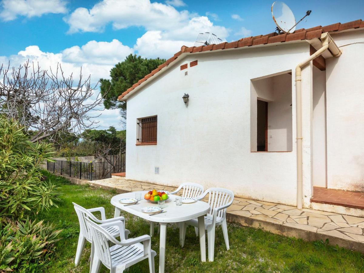 Apartment Sarnella By Interhome Llanca