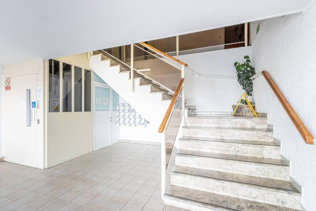 Apartamento 1ª Linea Playa, Wifi, Karina16 Centro, Piscinas