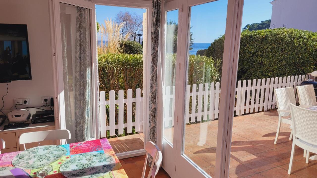 Casa Con Jardin A 25 Metros De La Playa. La T. * Palamos