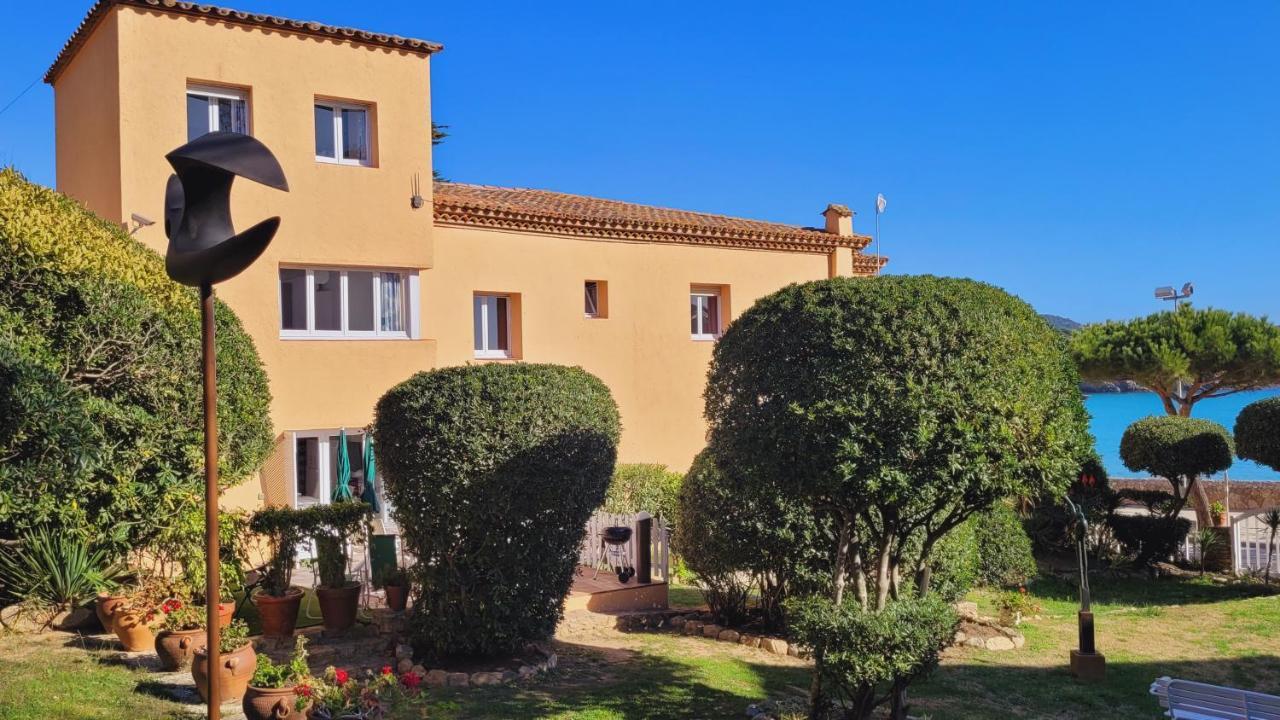 Casa Con Jardin A 25 Metros De La Playa. La T. Palamos