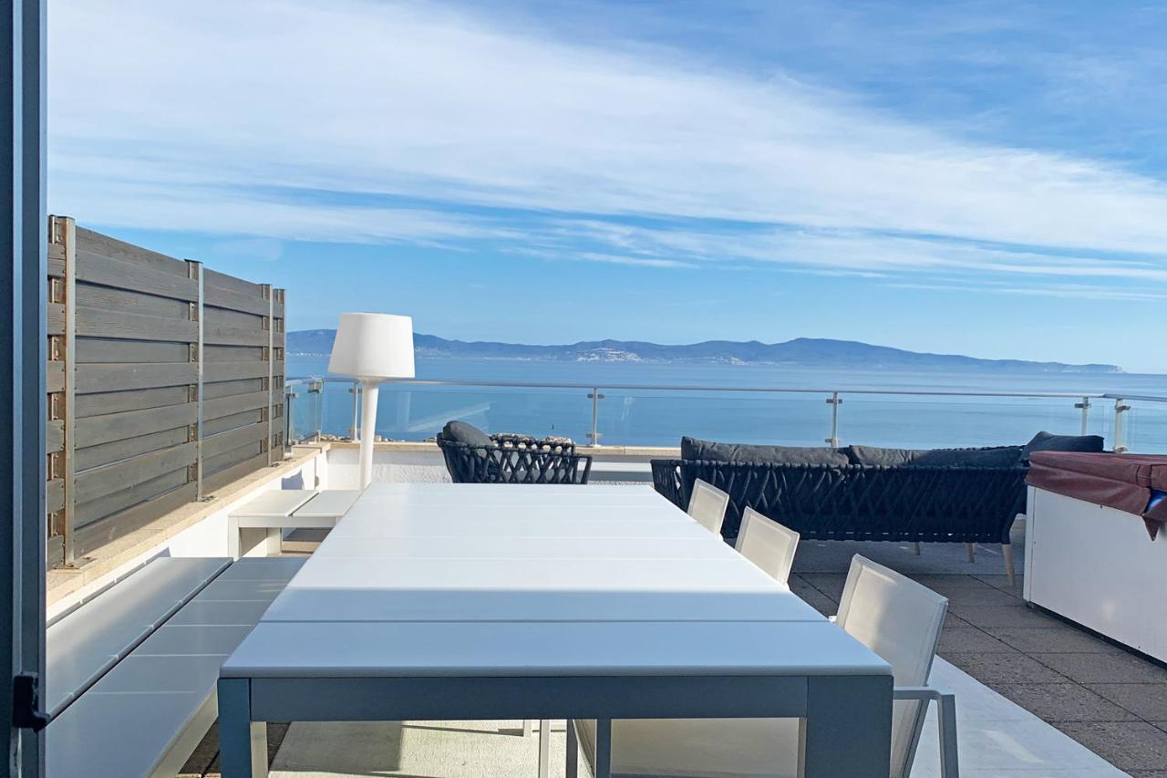 Luxe Penthouse Centrum 300m Strand-8pax Wifi 2parking L'Escala