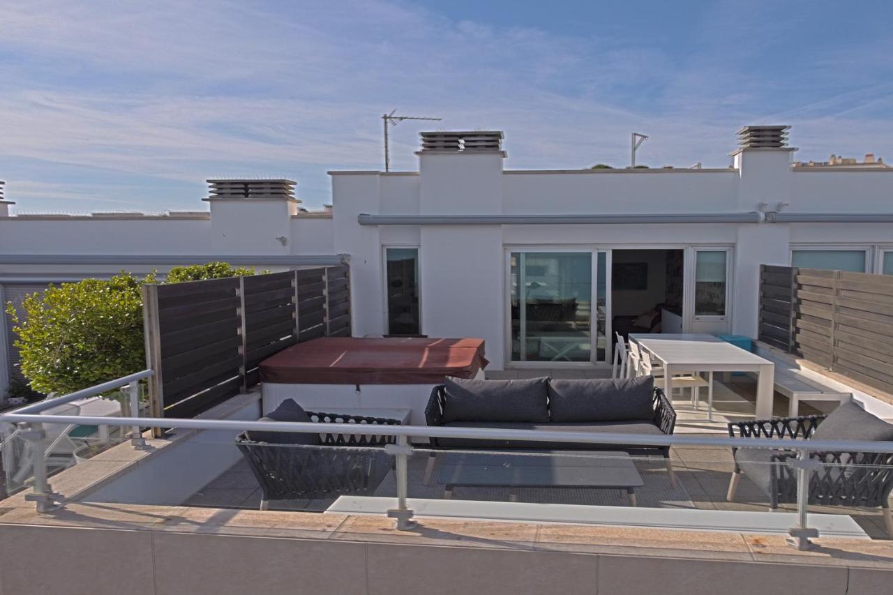 Luxe Penthouse Centrum 300m Strand-8pax Wifi 2parking L' Escala