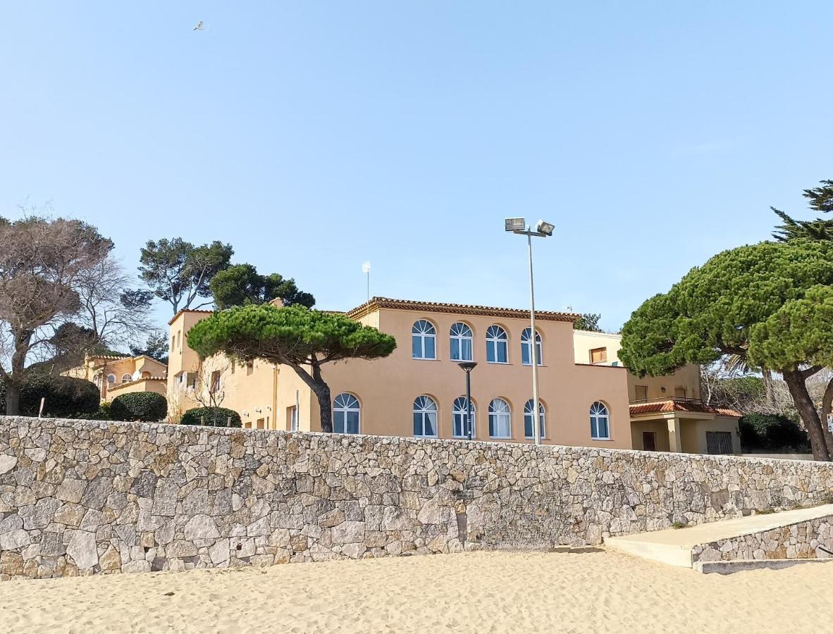 Con Jardín A 11 Metros De La Playa. B3. Palamós