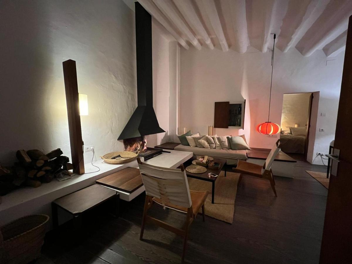 Cozy Townhouse In By Coderch Milá - Сasa de vacaciones