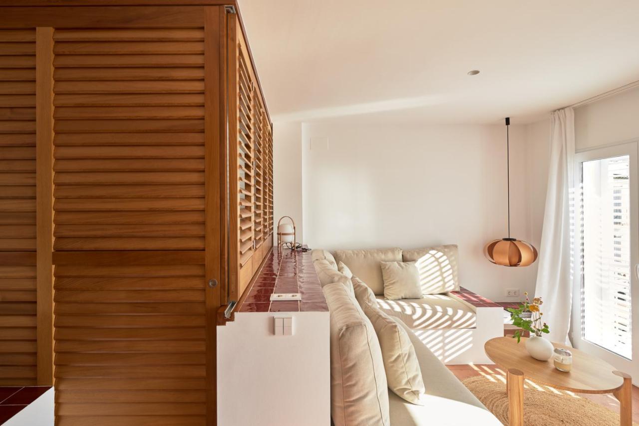 Beachfront In Center