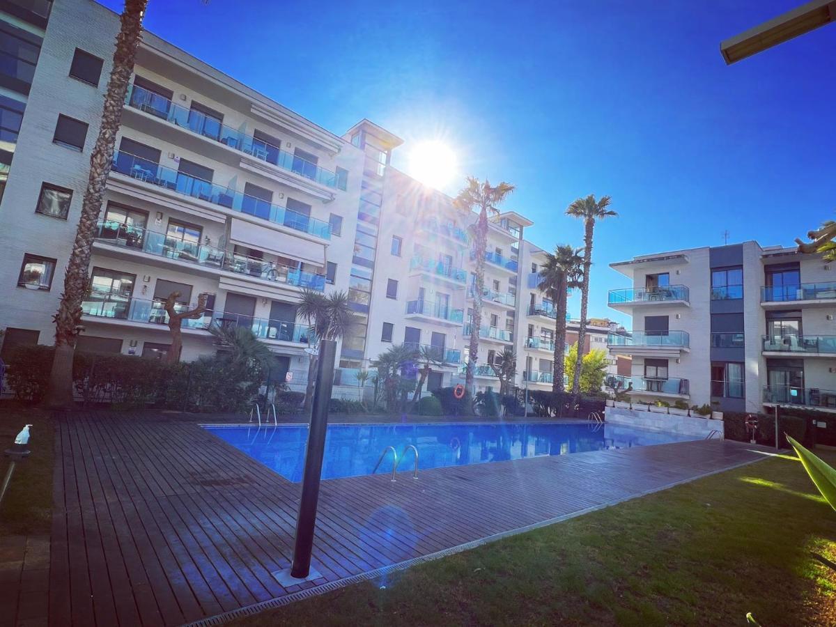 Apartamento Con Piscina *