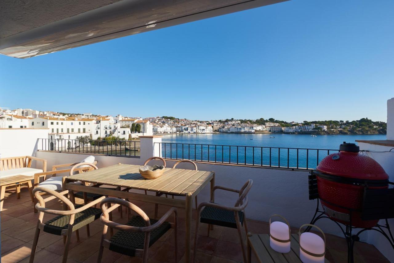 Apartment Beachfront Penthouse With Sea Views In