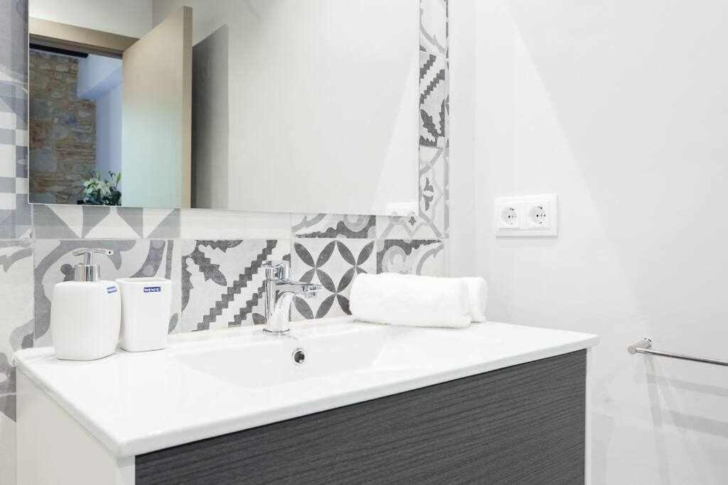 Apartment Sleep & With Balcony Bonaventura 3 *
