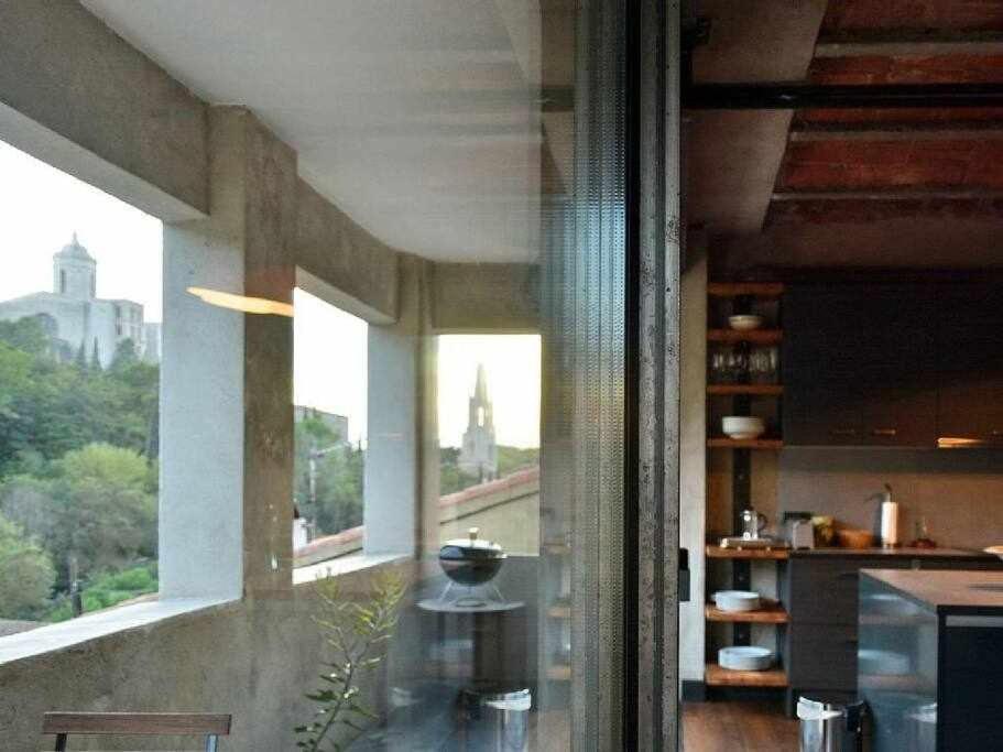 Sleep Y Artistico Loft Sant Daniel Gerona