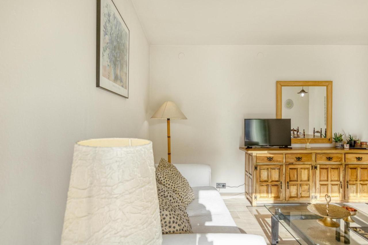 Apartamento Residencial 2º 2ª *