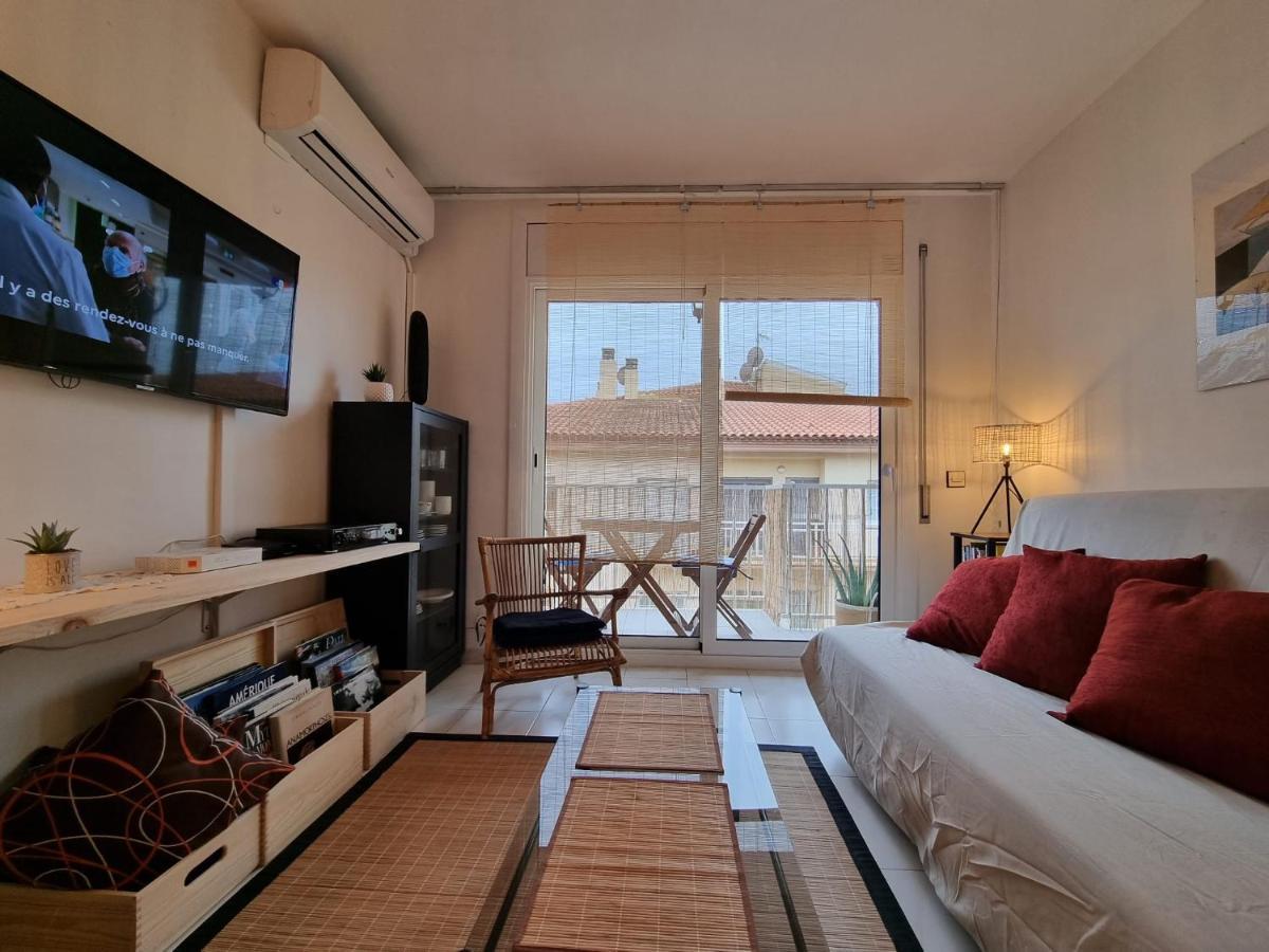 Lovely One Bedroom With Balcony * Roses