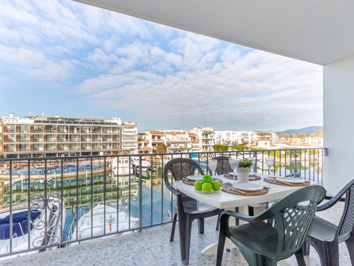 Port Salins By Interhome