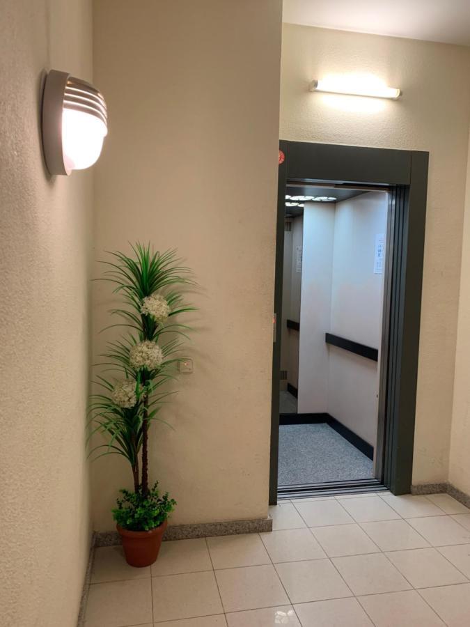 Acogedor En - 50m Playa - Wifi - Aire Acondicionado Apartamento *
